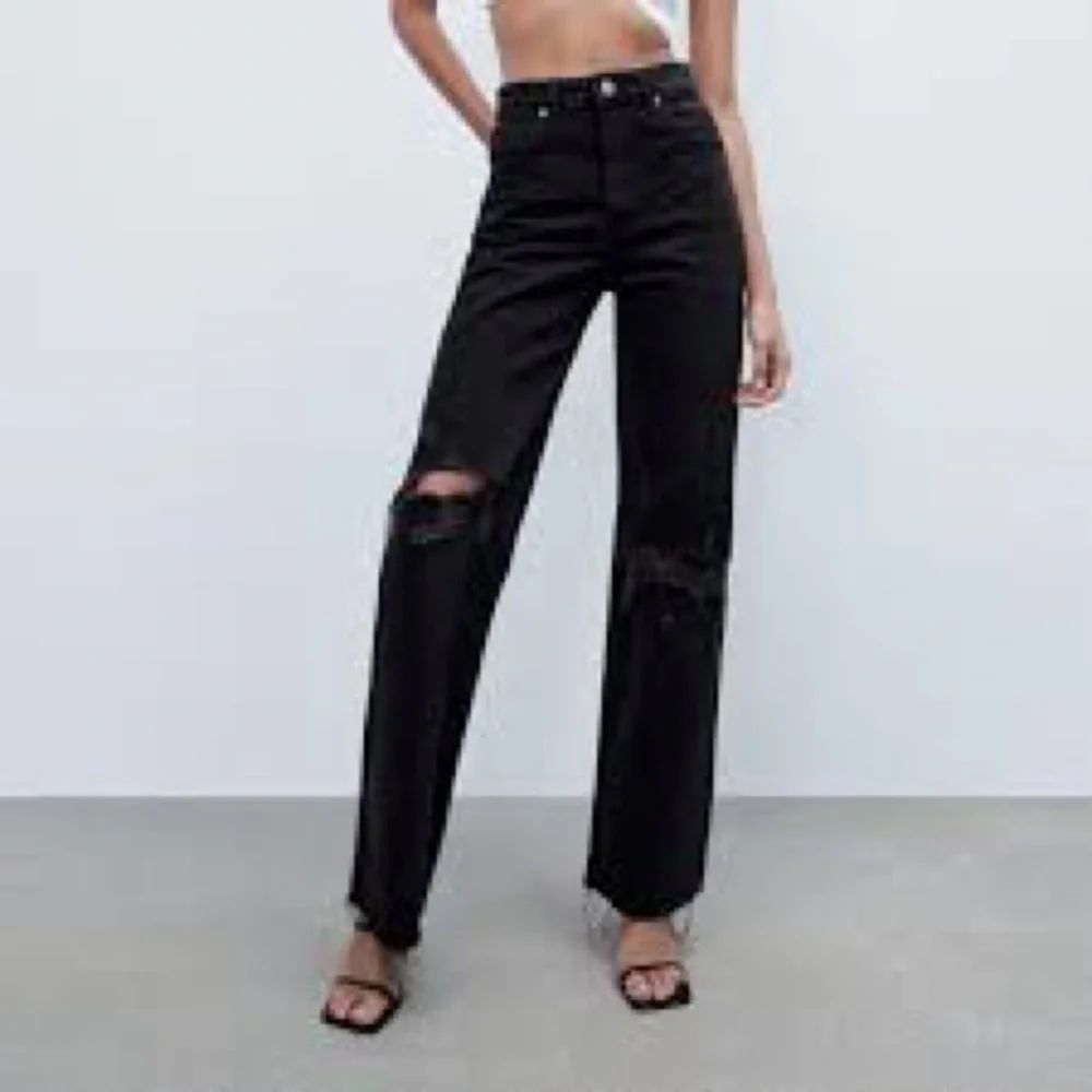 Zara Black Distressed Jeans Raw Hem Size 10 EUC - Picture 1 of 8
